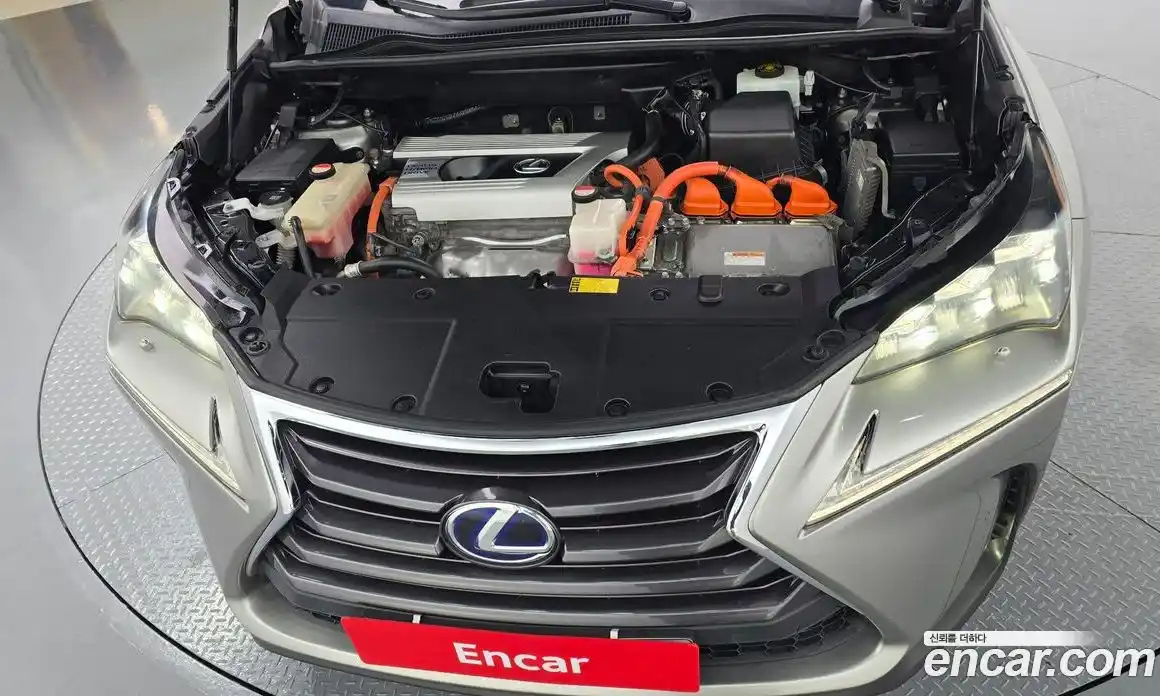 Lexus NX 2015 2.5 Автомат в Москве № 232010, фото 13