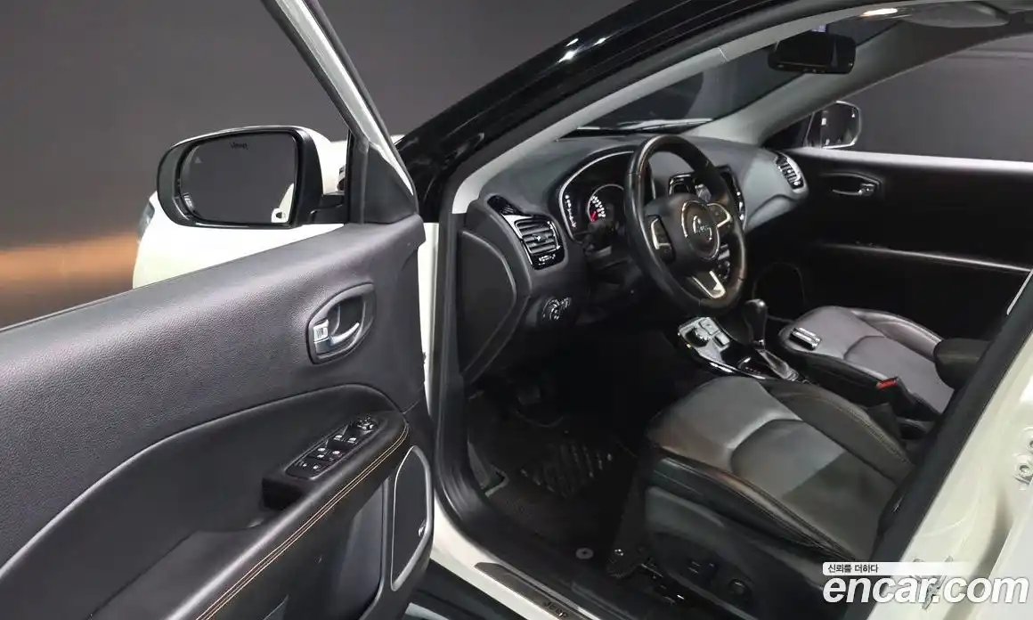 Jeep Compass 2019 2.4 Автомат в Москве № 232272, фото 14