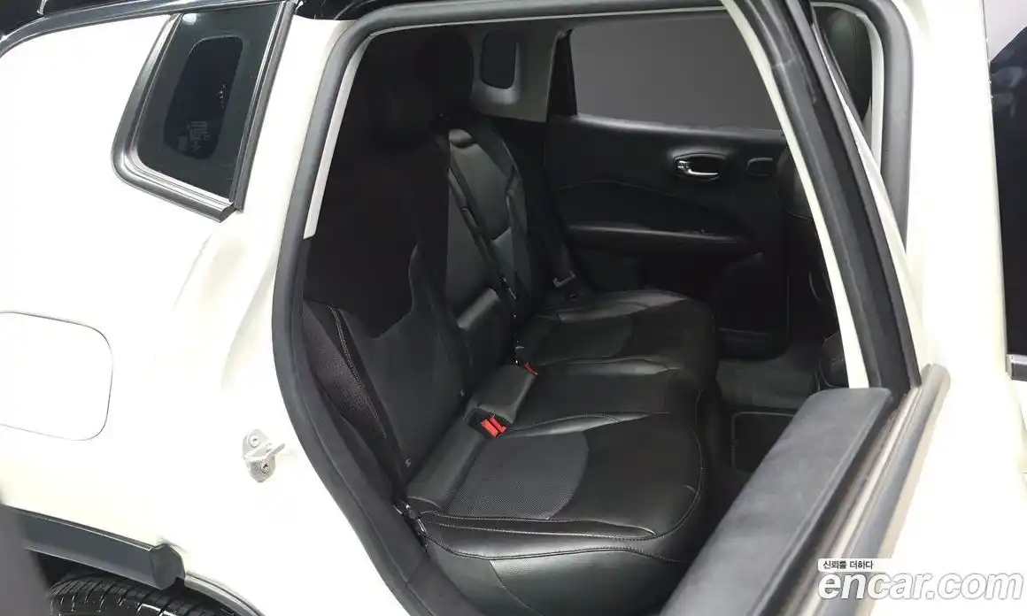 Jeep Compass 2019 2.4 Автомат в Москве № 232272, фото 16