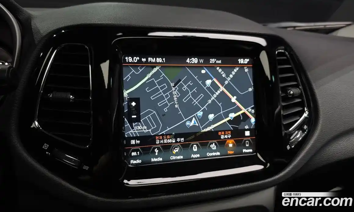 Jeep Compass 2019 2.4 Автомат в Москве № 232272, фото 17