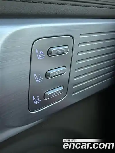 Hyundai Santa Fe 2025 1.6 Автомат в Москве № 244046, миниатюра 10