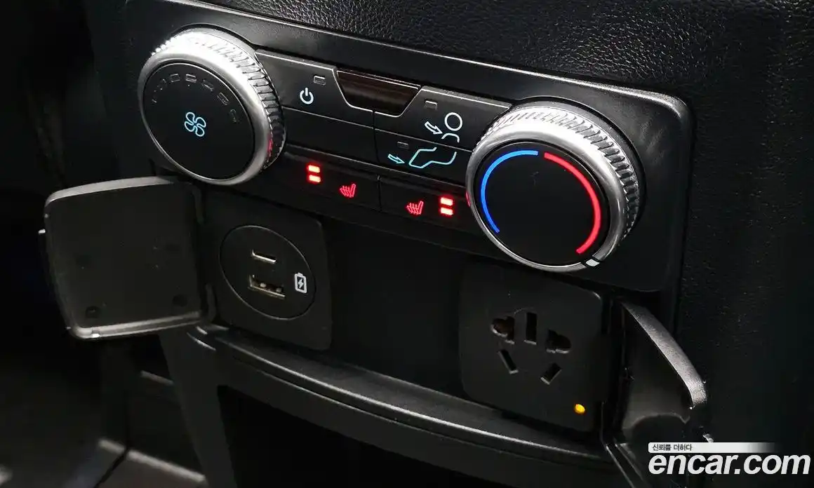 Ford Explorer 2021 2.3 Автомат в Москве № 246830, фото 3