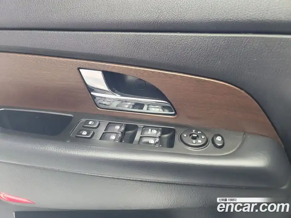 SsangYong Rexton 2013 2.0 Автомат в Москве № 24971, фото 14