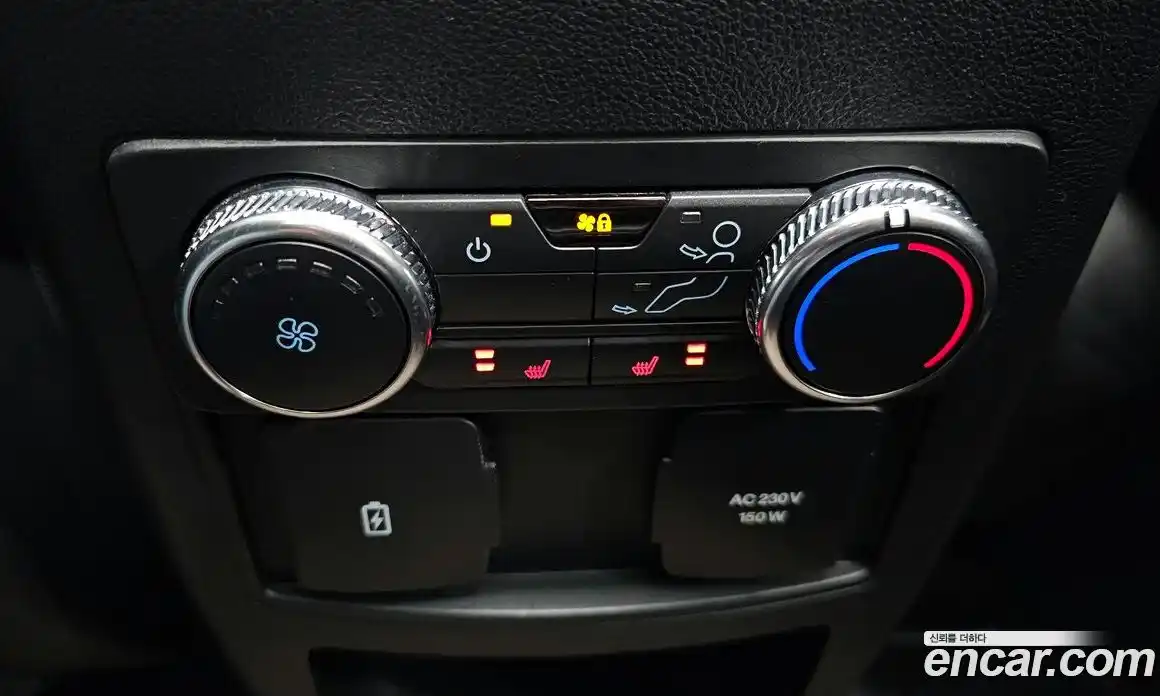 Ford Explorer 2020 2.3 Автомат в Москве № 255550, фото 19