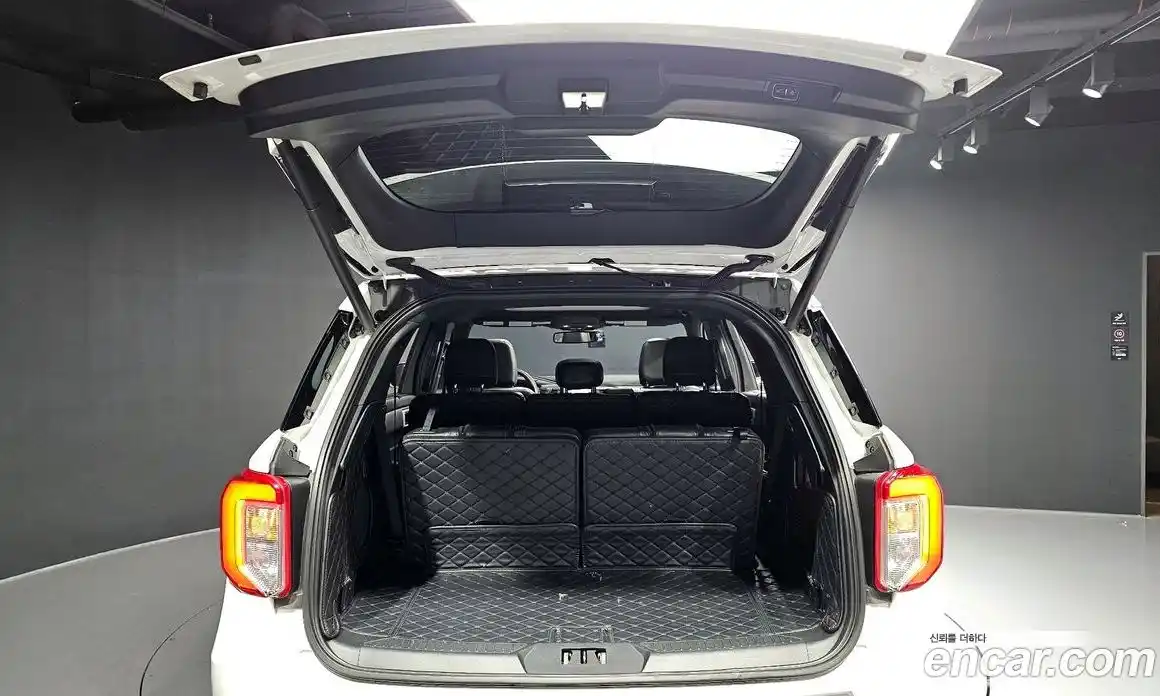 Ford Explorer 2020 2.3 Автомат в Москве № 255550, фото 20