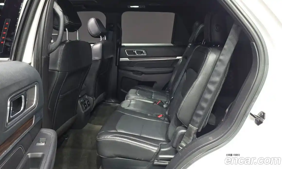 Ford Explorer 2016 2.3 Автомат в Москве № 255661, фото 12