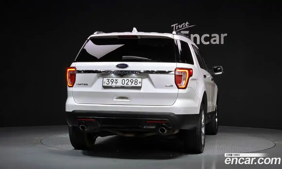 Ford Explorer 2016 2.3 Автомат в Москве № 255661, фото 18