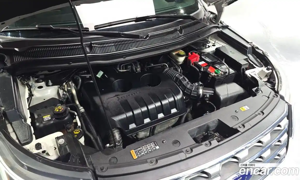 Ford Explorer 2016 2.3 Автомат в Москве № 255661, фото 5