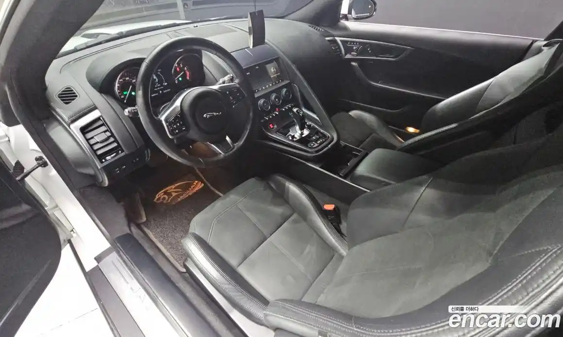 Jaguar F-Type 2020 2.0 Автомат в Москве № 256060, фото 13