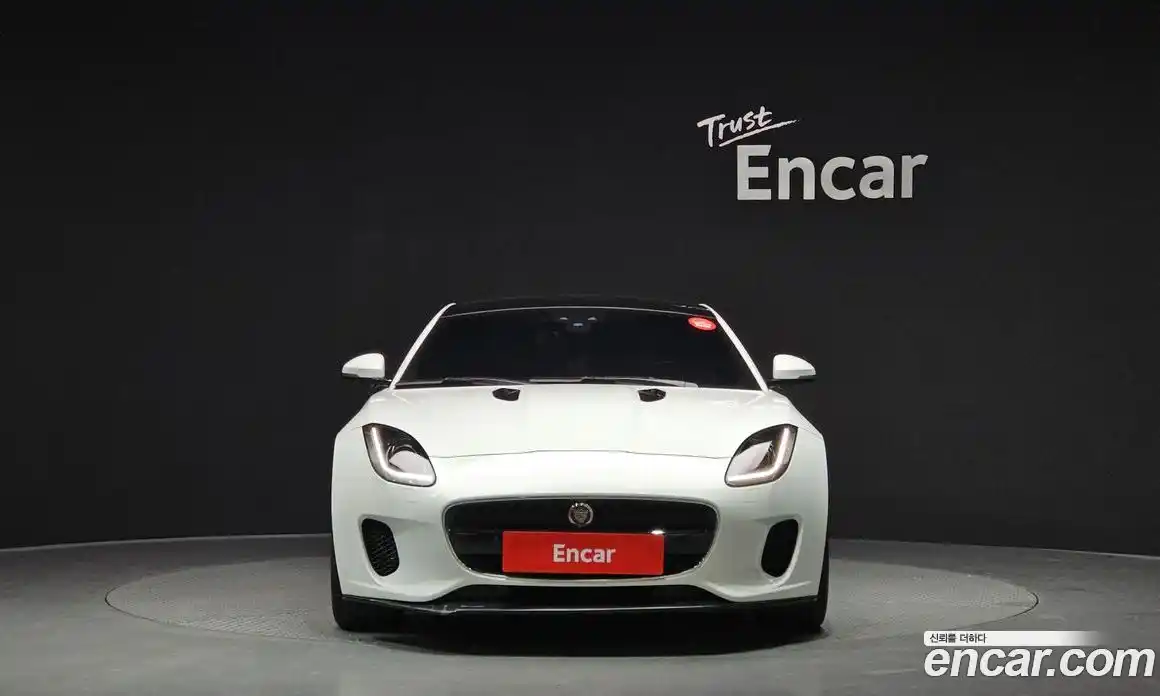 Jaguar F-Type 2020 2.0 Автомат в Москве № 256060, фото 17