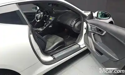 Jaguar F-Type 2020 2.0 Автомат в Москве № 256060, миниатюра 2