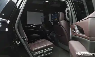 Cadillac Escalade 2024 6.2 Автомат в Москве № 256366, миниатюра 3
