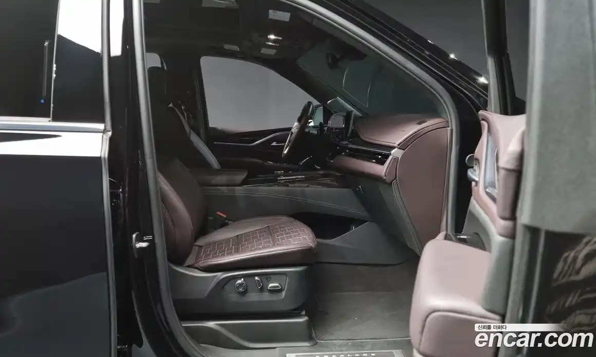 Cadillac Escalade 2024 6.2 Автомат в Москве № 256366, фото 7