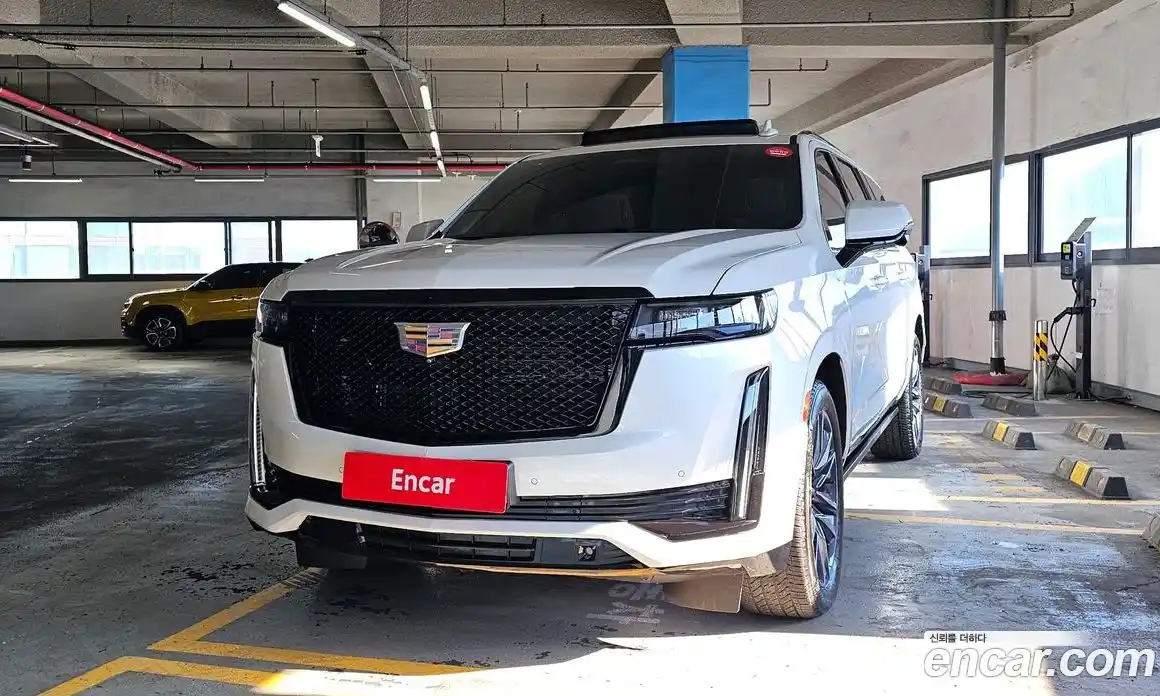 Cadillac Escalade 2023 6.2 Автомат в Москве № 256373, фото 18