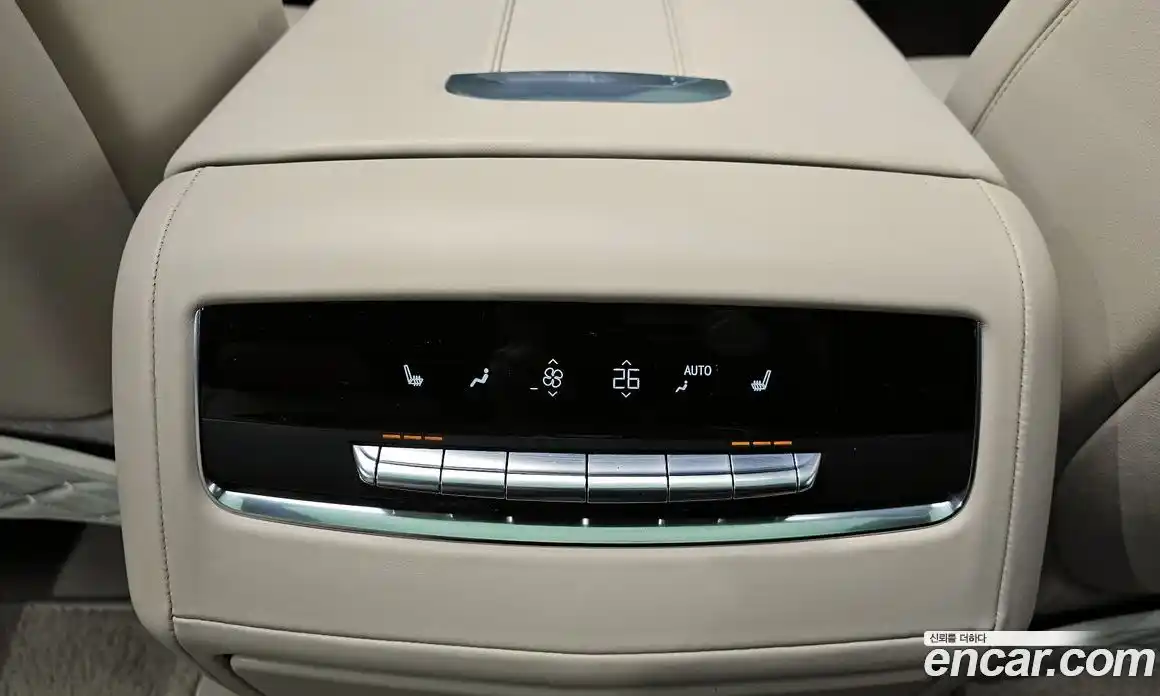 Cadillac Escalade 2023 6.2 Автомат в Москве № 256373, фото 19