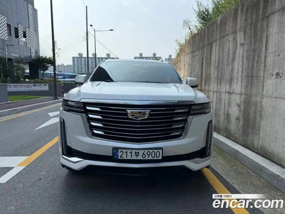 Cadillac Escalade 2023 6.2 Автомат в Москве № 256513, фото 3