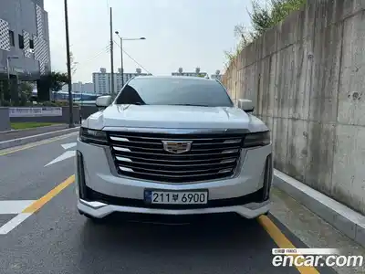 Cadillac Escalade 2023 6.2 Автомат в Москве № 256513, миниатюра 3