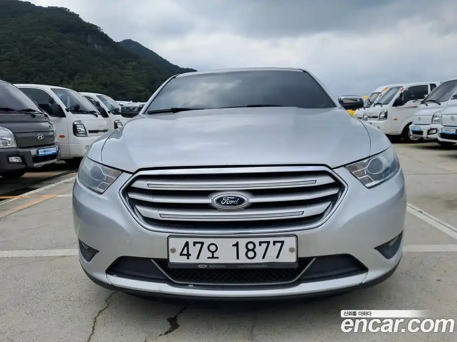 Ford Taurus 2014 2.0 Автомат в Москве № 259784, фото 3