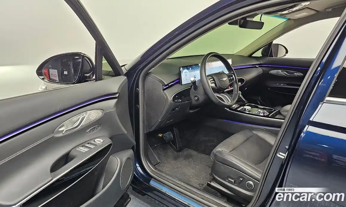 Genesis GV70 2025 2.5 Автомат в Москве № 26041, фото 15