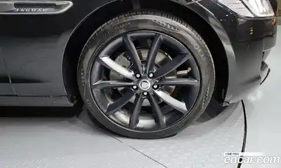 Jaguar XF 2018 2.0 Автомат в Москве № 262171, миниатюра 10
