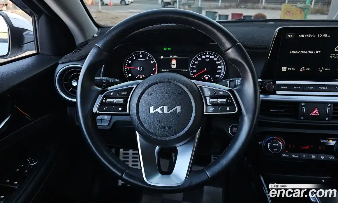 Kia K3 2023 1.6 Автомат в Москве № 268650, фото 6