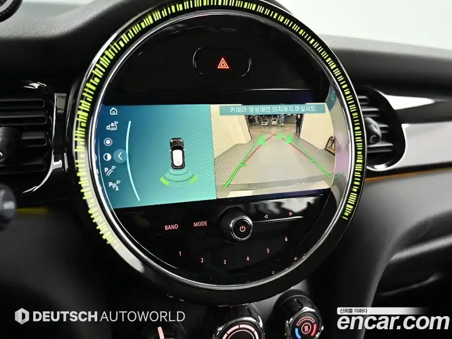 Mini Cooper 2023 1.5 Автомат в Москве № 273968, фото 15