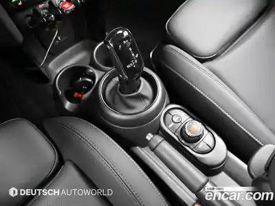 Mini Cooper 2023 1.5 Автомат в Москве № 273968, миниатюра 9