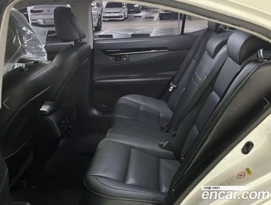 Lexus ES 2014 2.5 Автомат в Москве № 275910, фото 7