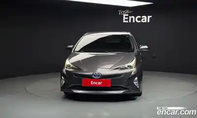 Toyota Prius 2017 1.8 Автомат в Москве № 279615, миниатюра 12