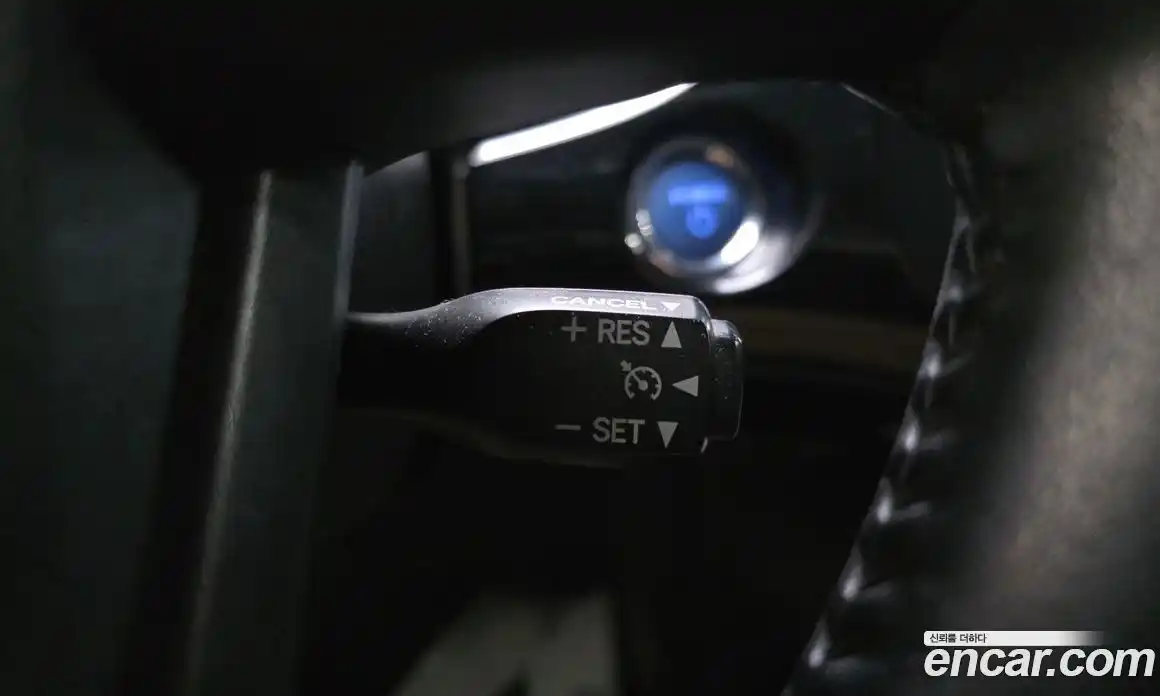 Toyota Prius 2017 1.8 Автомат в Москве № 279615, фото 13