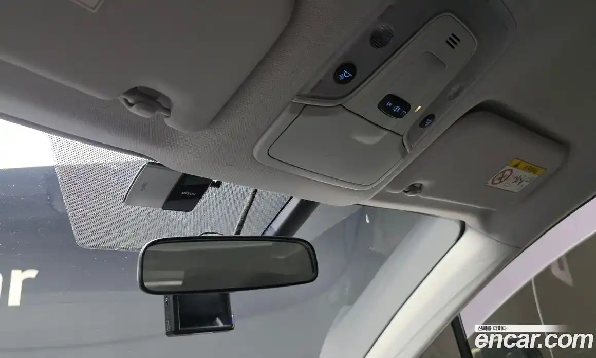 Toyota Prius 2017 1.8 Автомат в Москве № 279615, фото 17