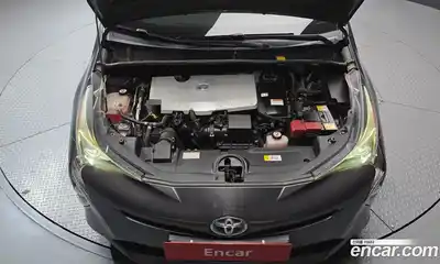 Toyota Prius 2017 1.8 Автомат в Москве № 279615, миниатюра 5