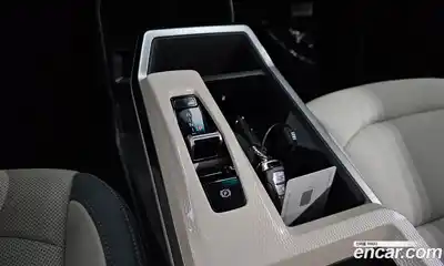 SsangYong Torres 2024 0.2 Автомат в Москве № 28089, миниатюра 9