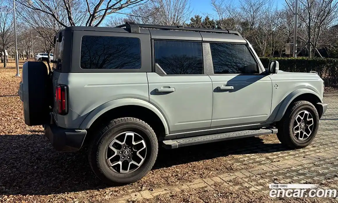 Ford Bronco 2023 2.7 Автомат в Москве № 281764, фото 3