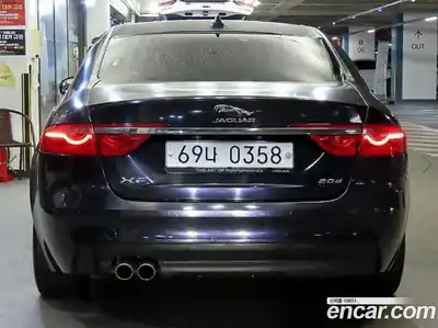 Jaguar XF 2016 2.0 Автомат в Москве № 284015, миниатюра 5