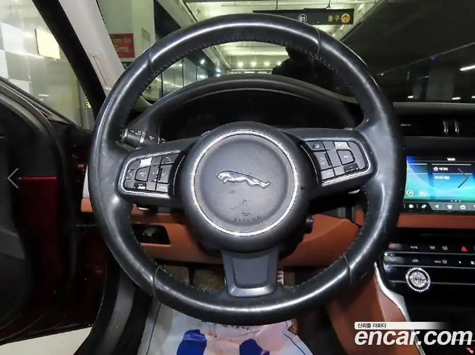 Jaguar XF 2016 2.0 Автомат в Москве № 284015, фото 9