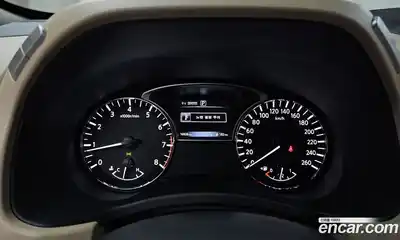 Nissan Pathfinder 2016 3.5 Автомат в Москве № 284884, миниатюра 8