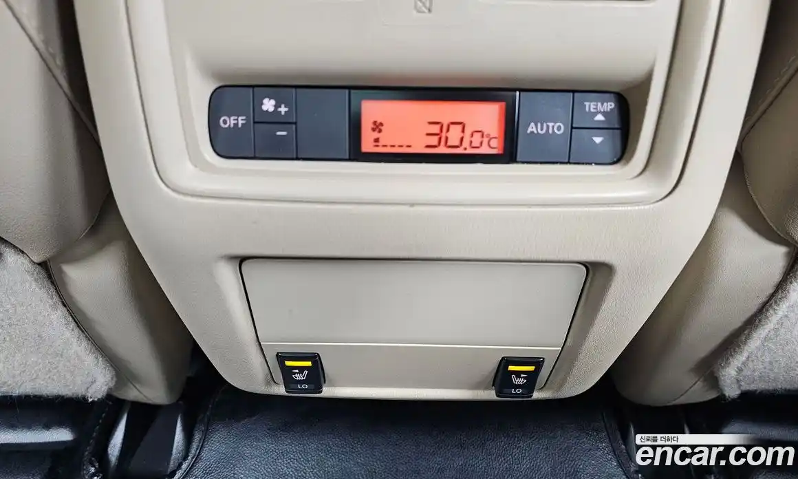 Nissan Pathfinder 2016 3.5 Автомат в Москве № 284884, фото 9