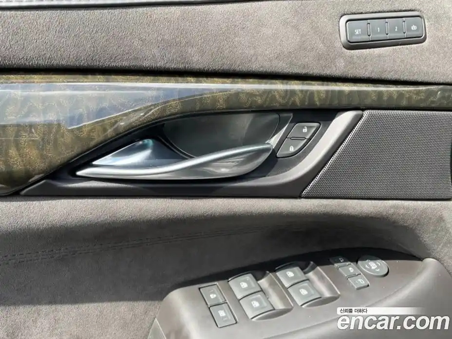 Cadillac Escalade 2019 6.2 Автомат в Москве № 285487, фото 18