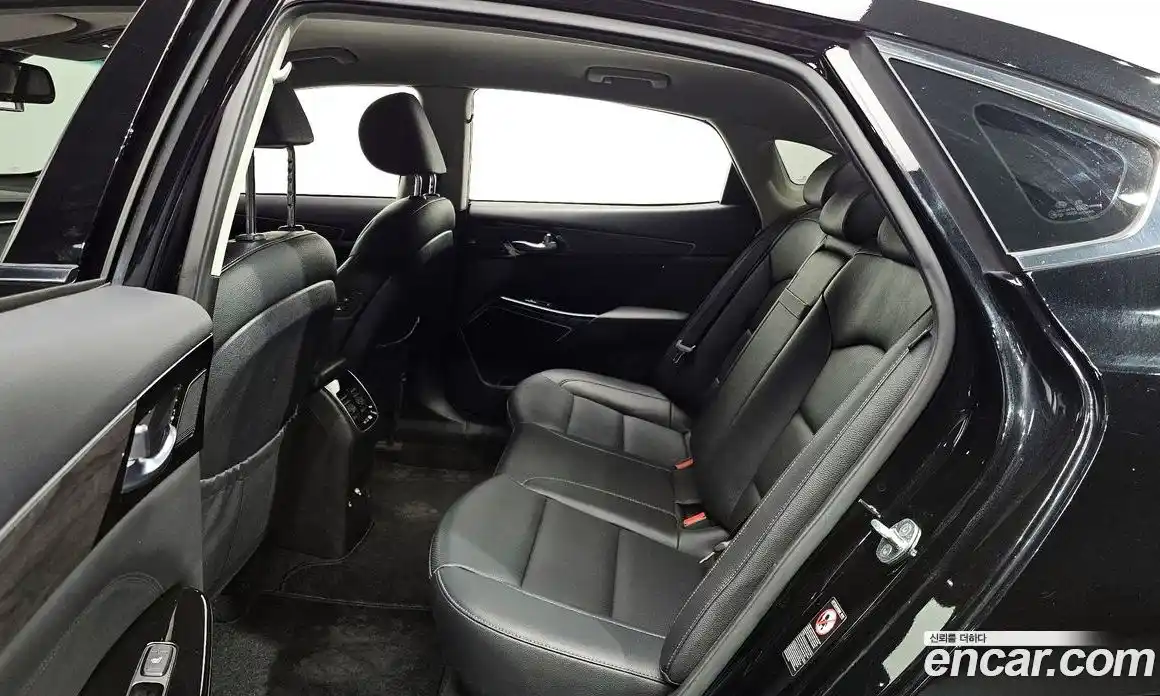 Kia K7 2020 2.5 Автомат в Москве № 288449, фото 5