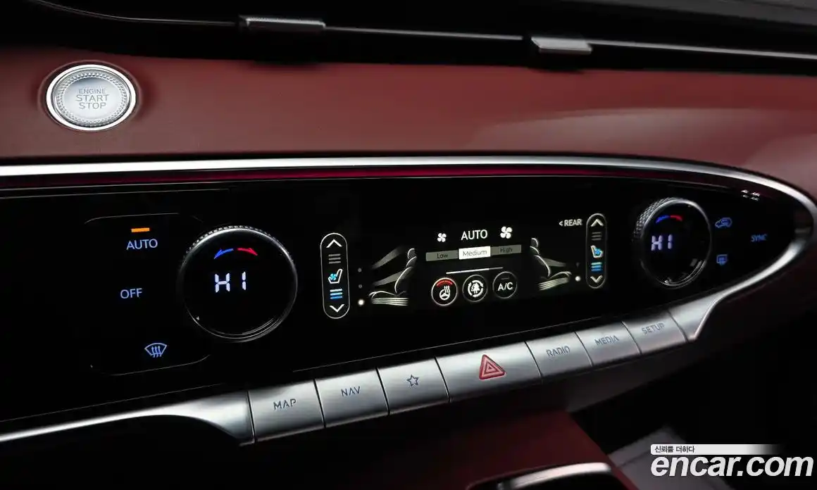 Genesis GV70 2022 2.5 Автомат в Москве № 289149, фото 14