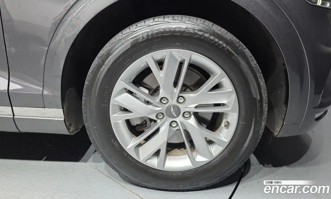 Genesis GV70 2022 2.5 Автомат в Москве № 289186, фото 3