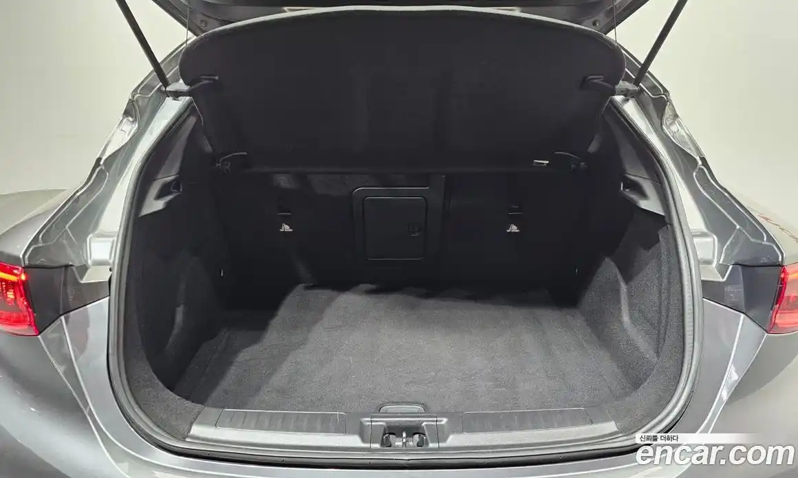 Infiniti QX30 2019 2.0 Автомат в Москве № 295011, фото 14