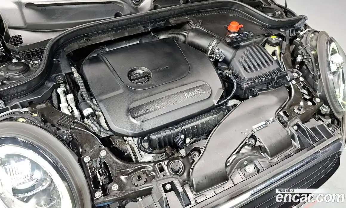 Mini Cooper 2020 1.5 Автомат в Москве № 316909, фото 11