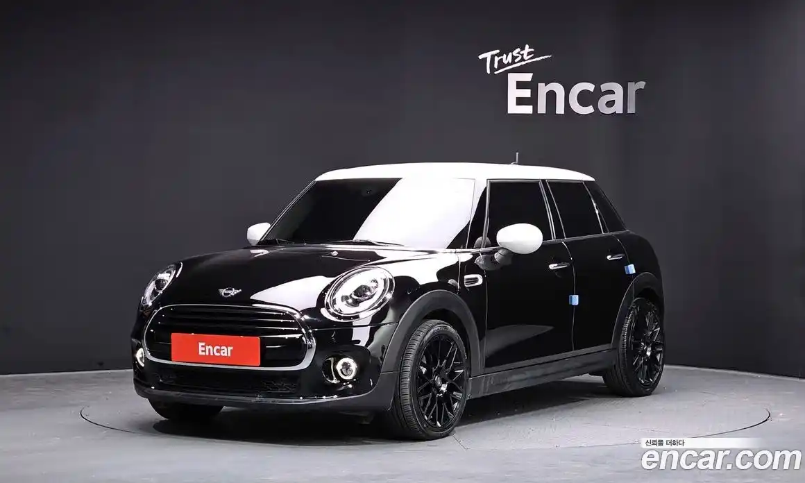 Mini Cooper 2020 1.5 Автомат в Москве № 316909, фото 13
