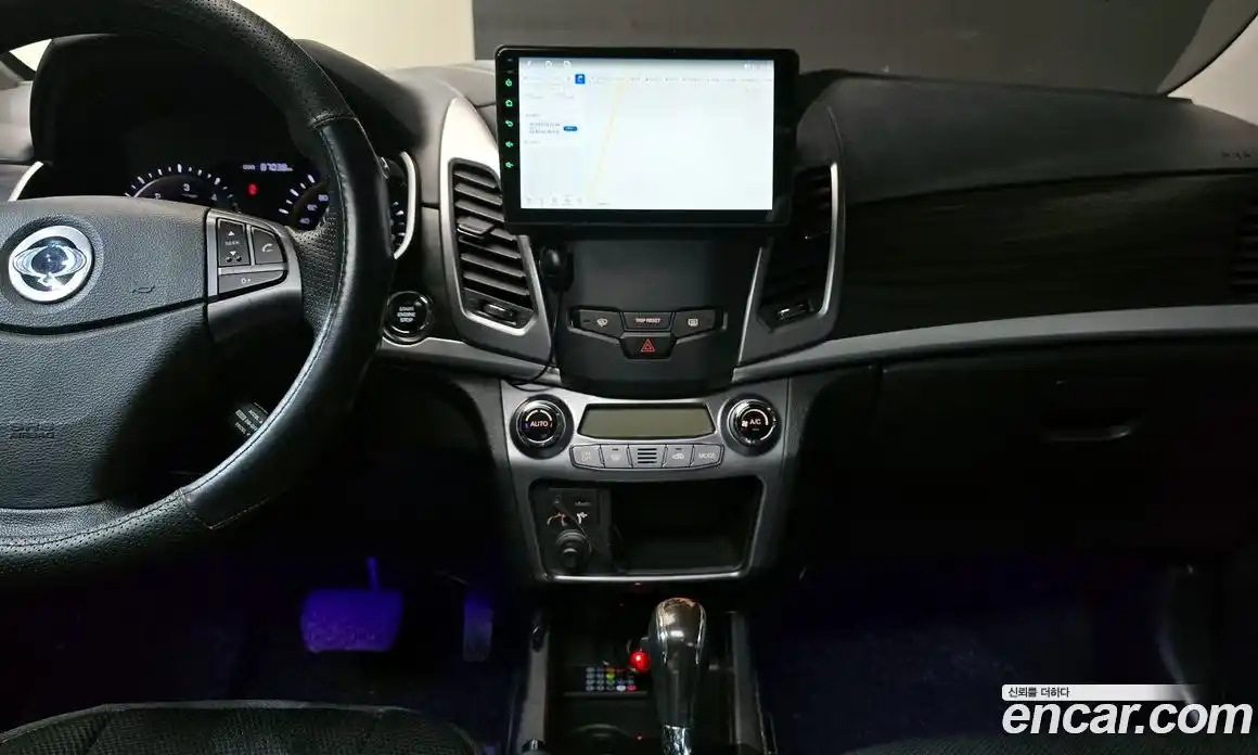 SsangYong Korando 2015 2.0 Автомат в Москве № 32116, фото 15