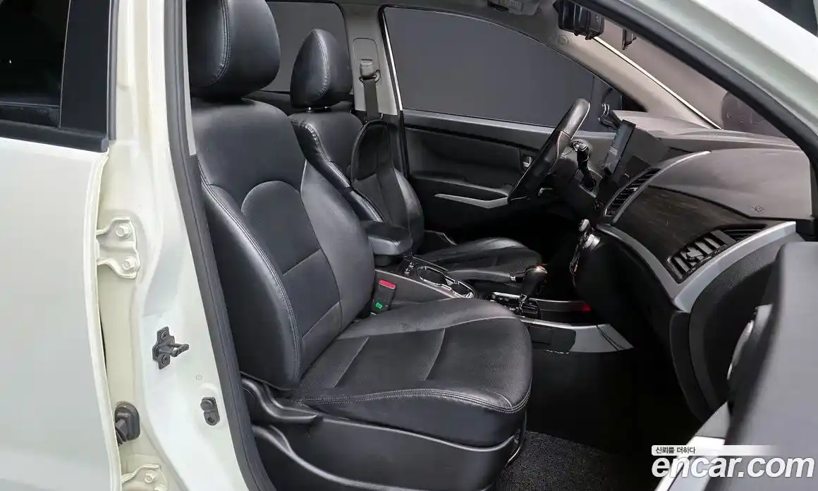 SsangYong Korando 2015 2.0 Автомат в Москве № 32116, фото 6