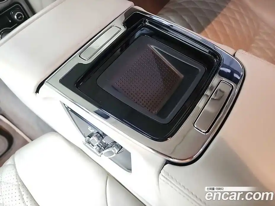 Jaguar XJ 2017 3.0 Автомат в Москве № 331490, фото 14