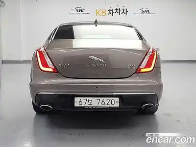 Jaguar XJ 2017 3.0 Автомат в Москве № 331490, миниатюра 3