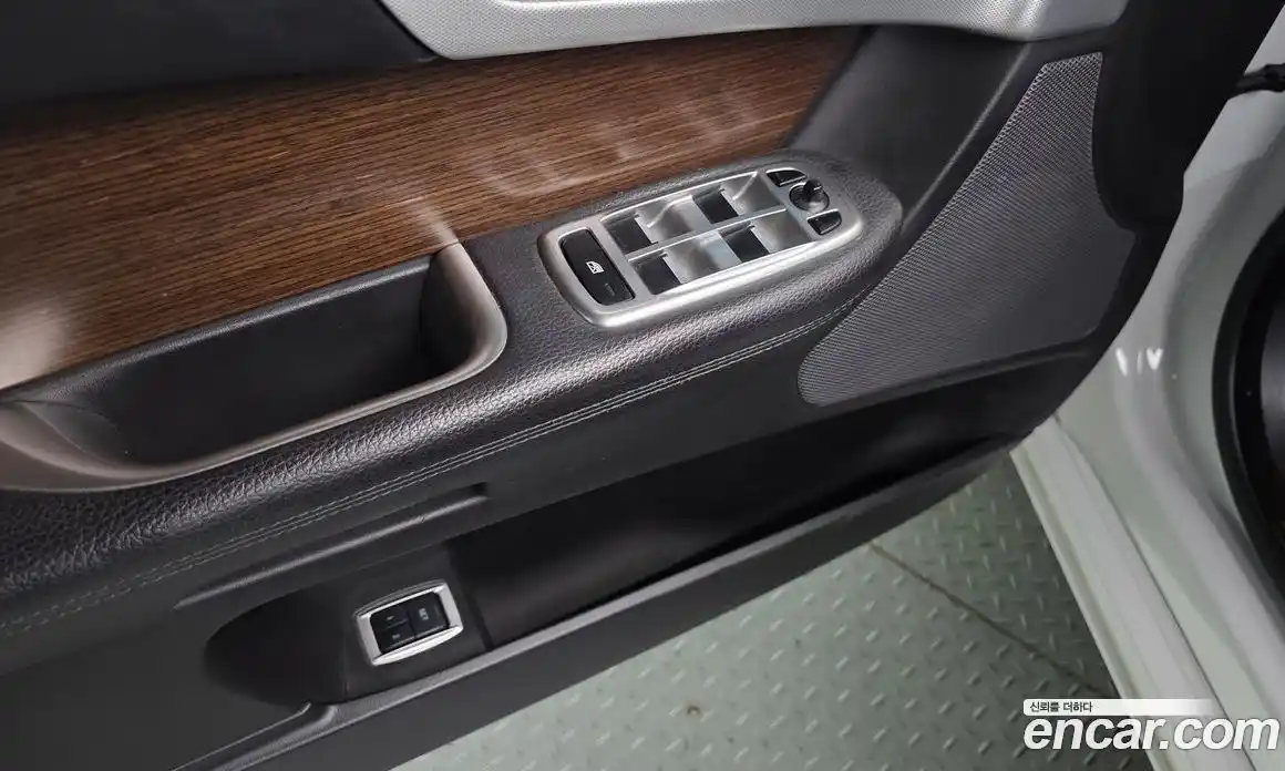 Jaguar XF 2015 2.2 Автомат в Москве № 331530, фото 17